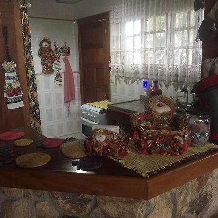 Confortavel Casa De Campo Em Condominio Fechado Águas de Lindóia Exteriör bild