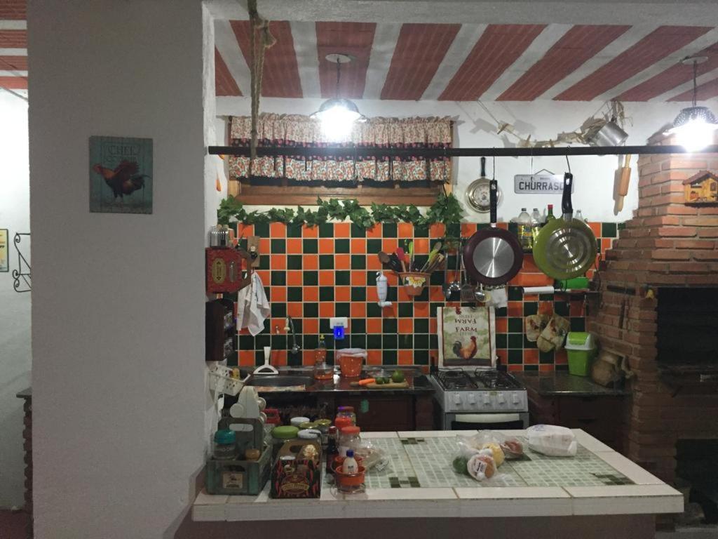 Confortavel Casa De Campo Em Condominio Fechado Águas de Lindóia Exteriör bild